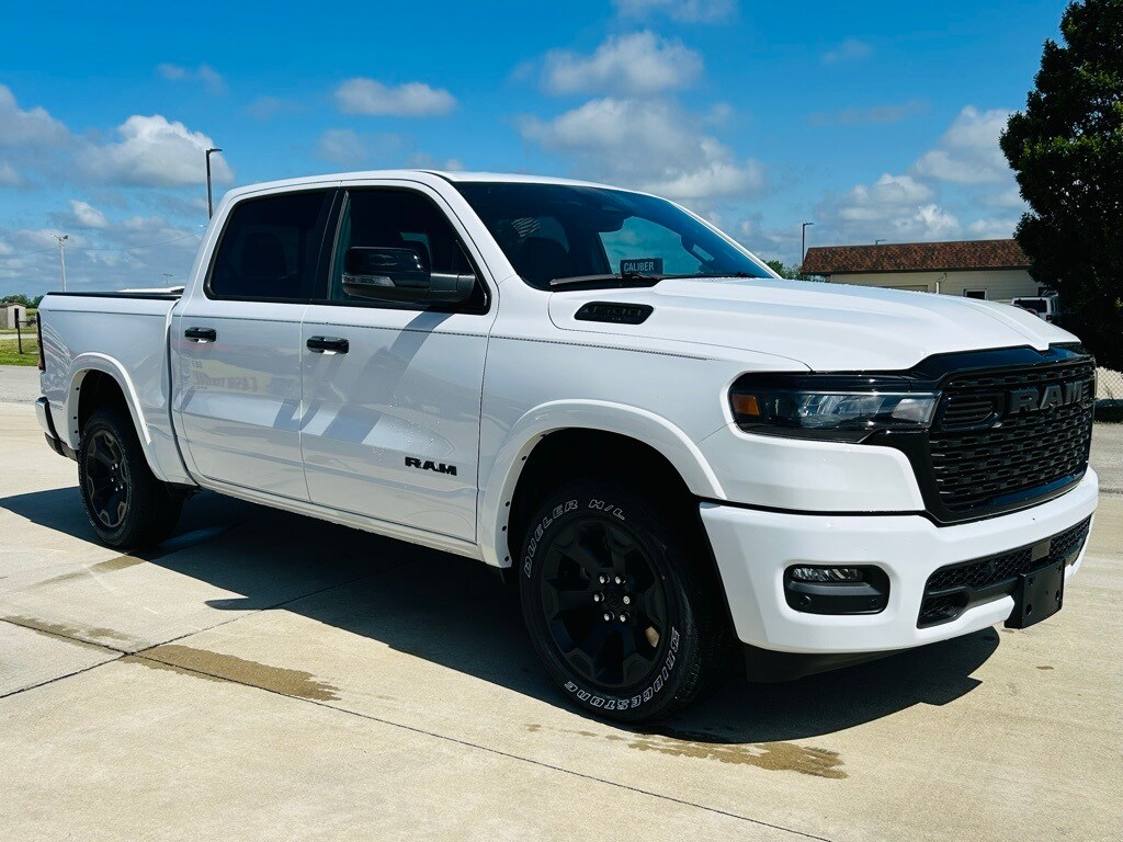 2025 Ram 1500 Big Horn photo 2