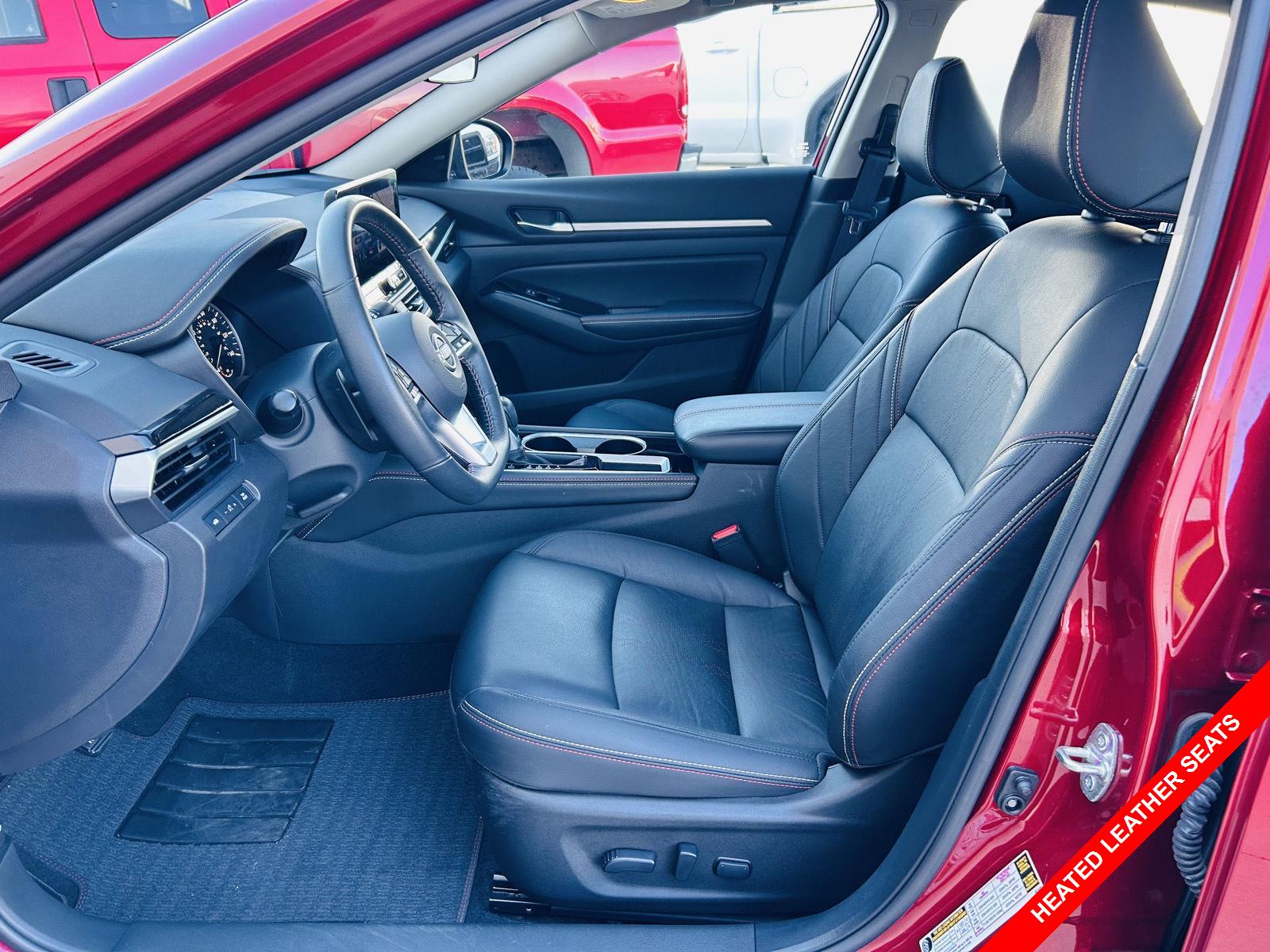 2024 Nissan Altima 2.5 SR photo 3