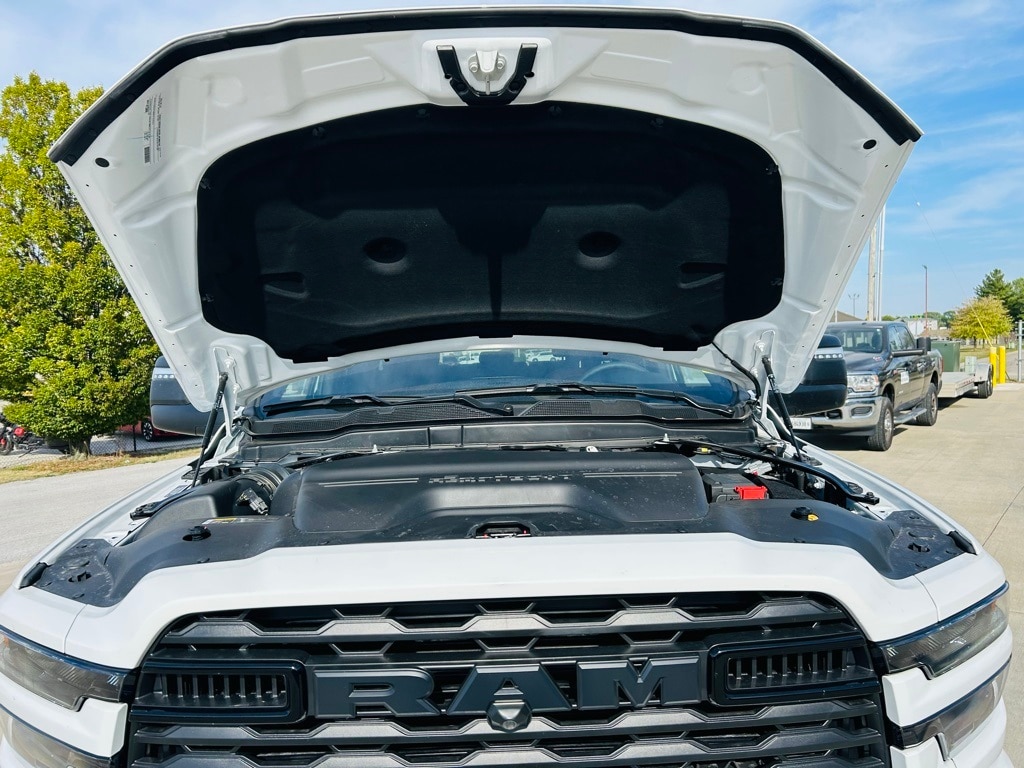 2025 RAM 3500 Big Horn - Photo 41