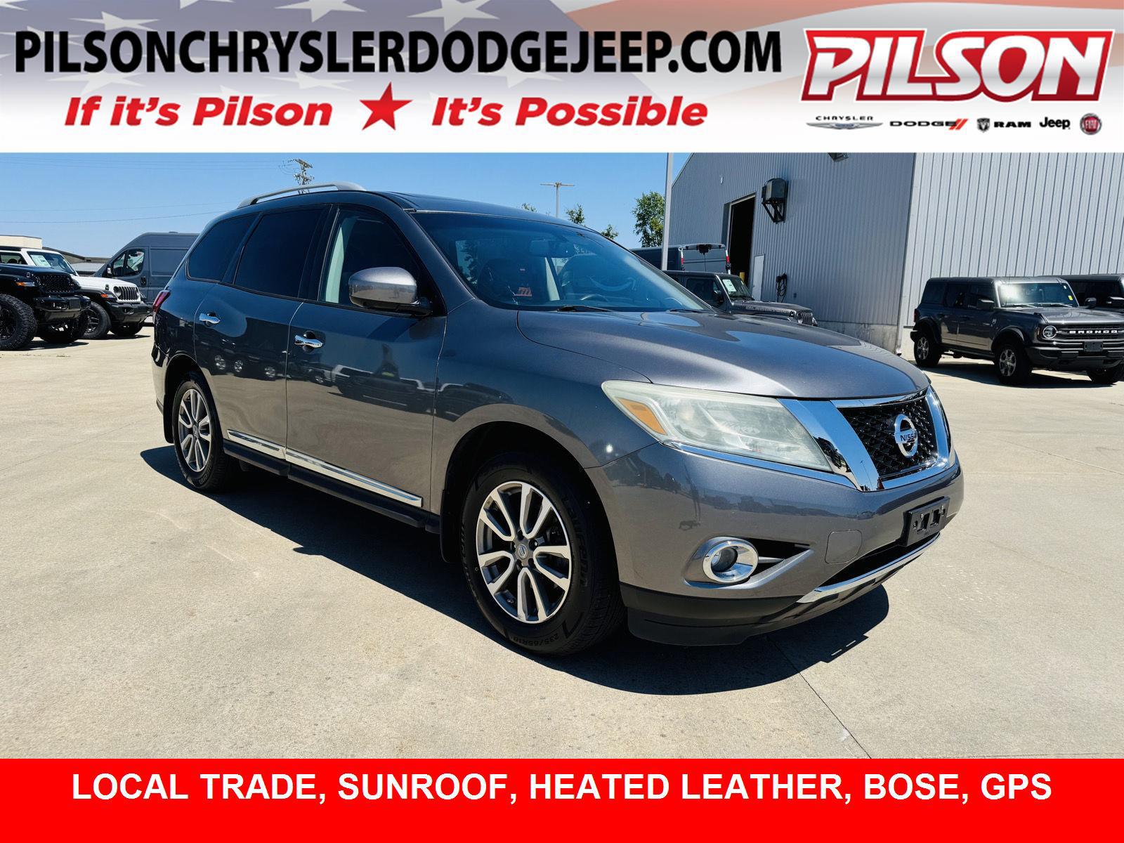 2015 Nissan Pathfinder SL 4WD's photo