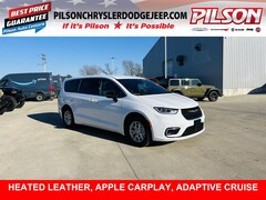 2026 Chrysler Pacifica Select Passenger Van