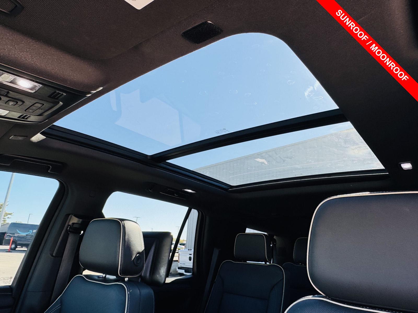 2022 Gmc Yukon SLT photo 4