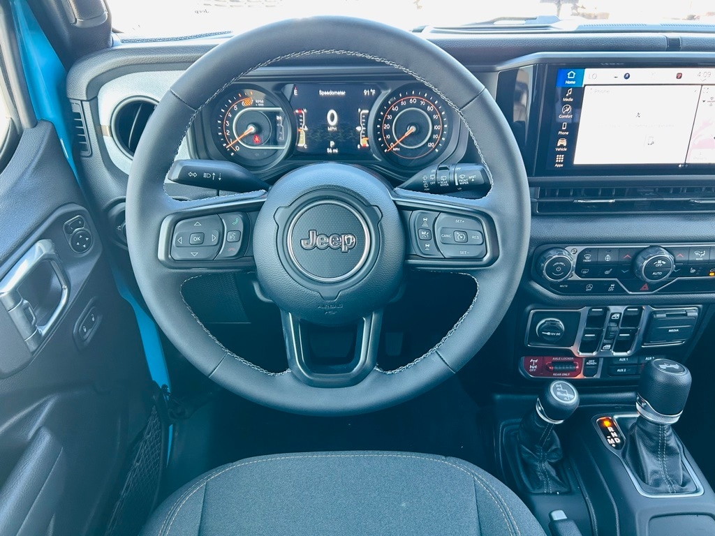 2025 Jeep Wrangler 4-Door Willys - Photo 15