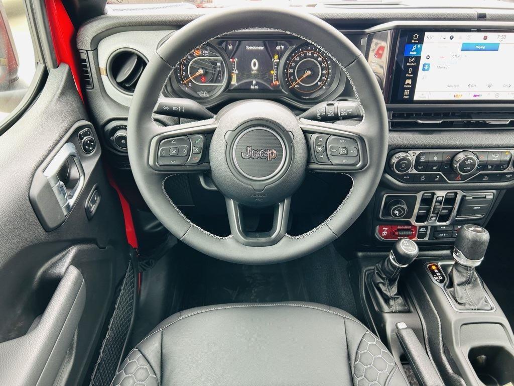 2025 Jeep Wrangler 4-Door Willys - Photo 15