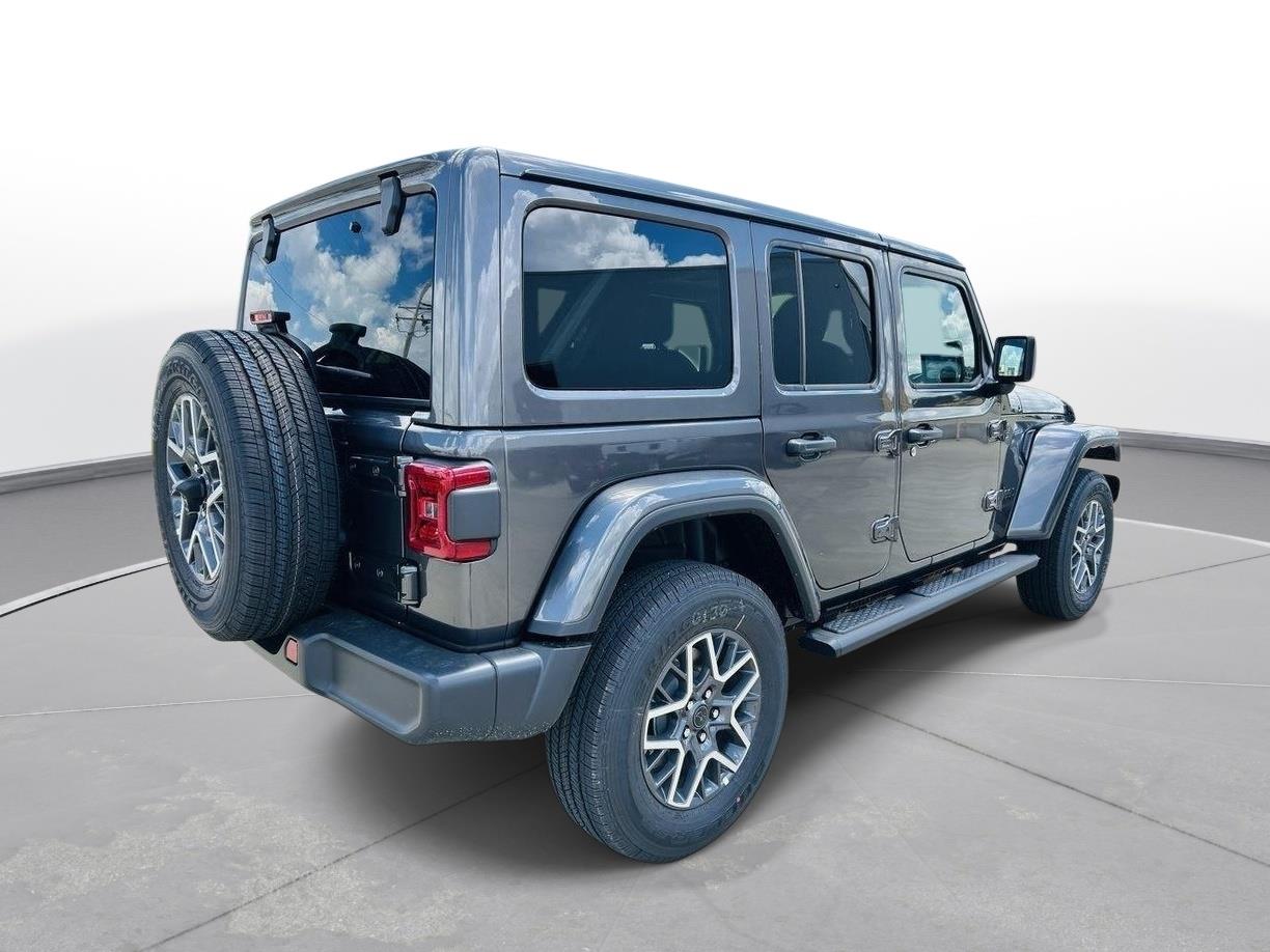 2025 Jeep Wrangler 4-Door Sahara - Photo 35