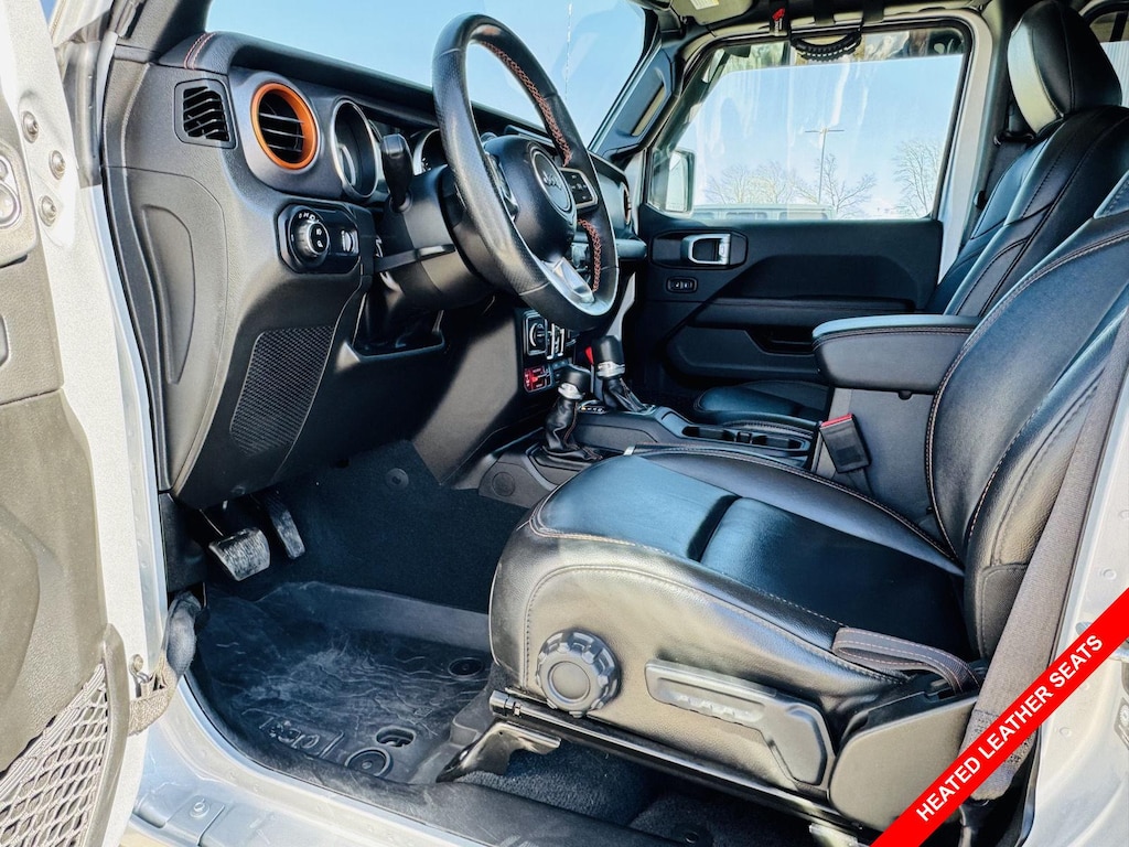 Used 2023 Jeep Gladiator Mojave Truck