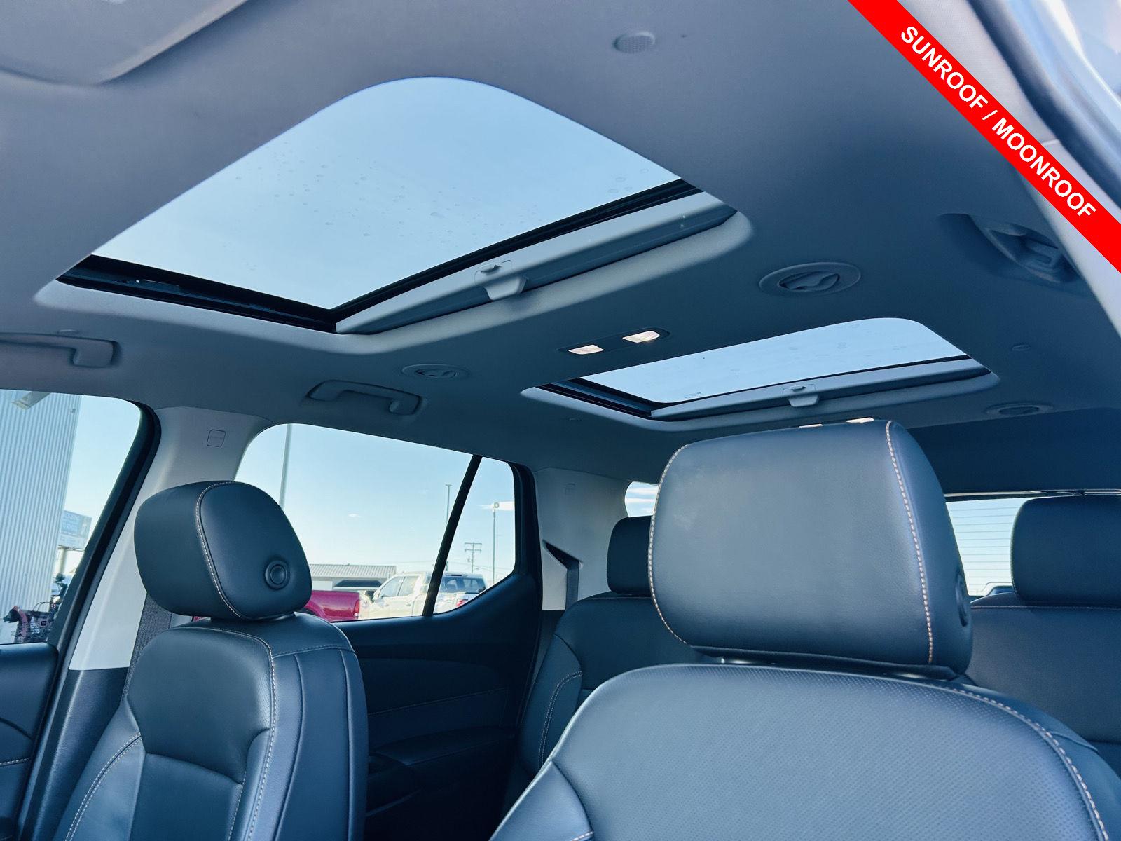 2021 Chevrolet Traverse Premier photo 4