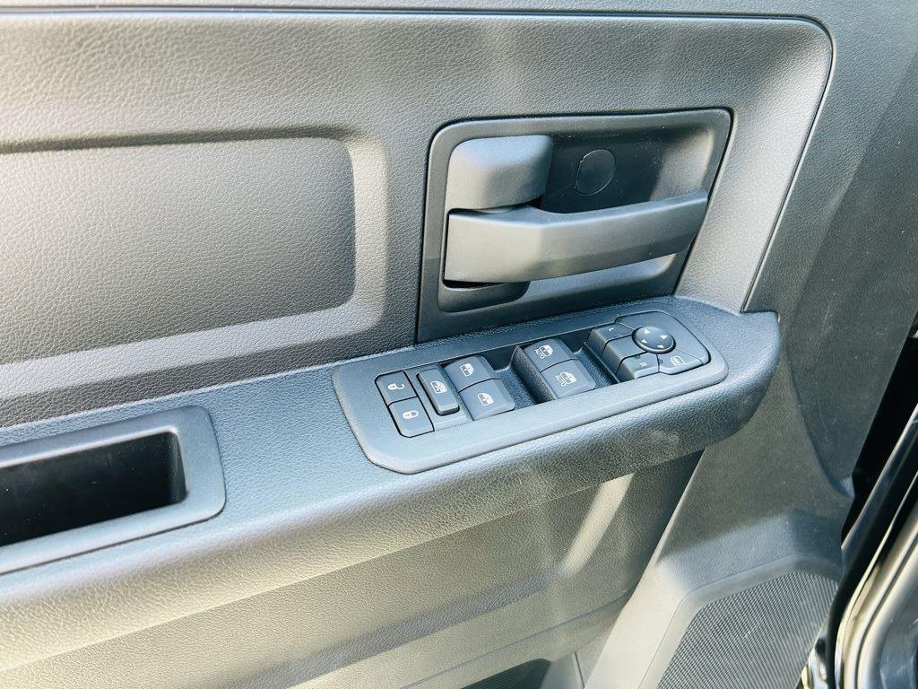 2025 RAM 2500 Tradesman - Photo 11