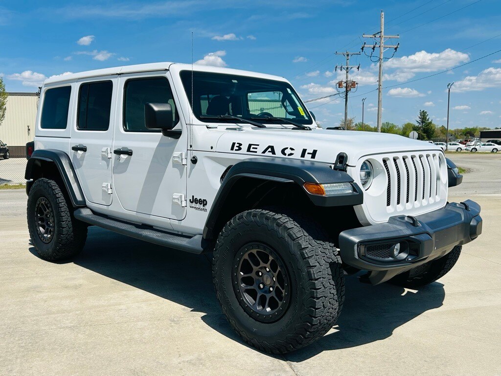 2022 Jeep Wrangler Unlimited High Tide photo 2