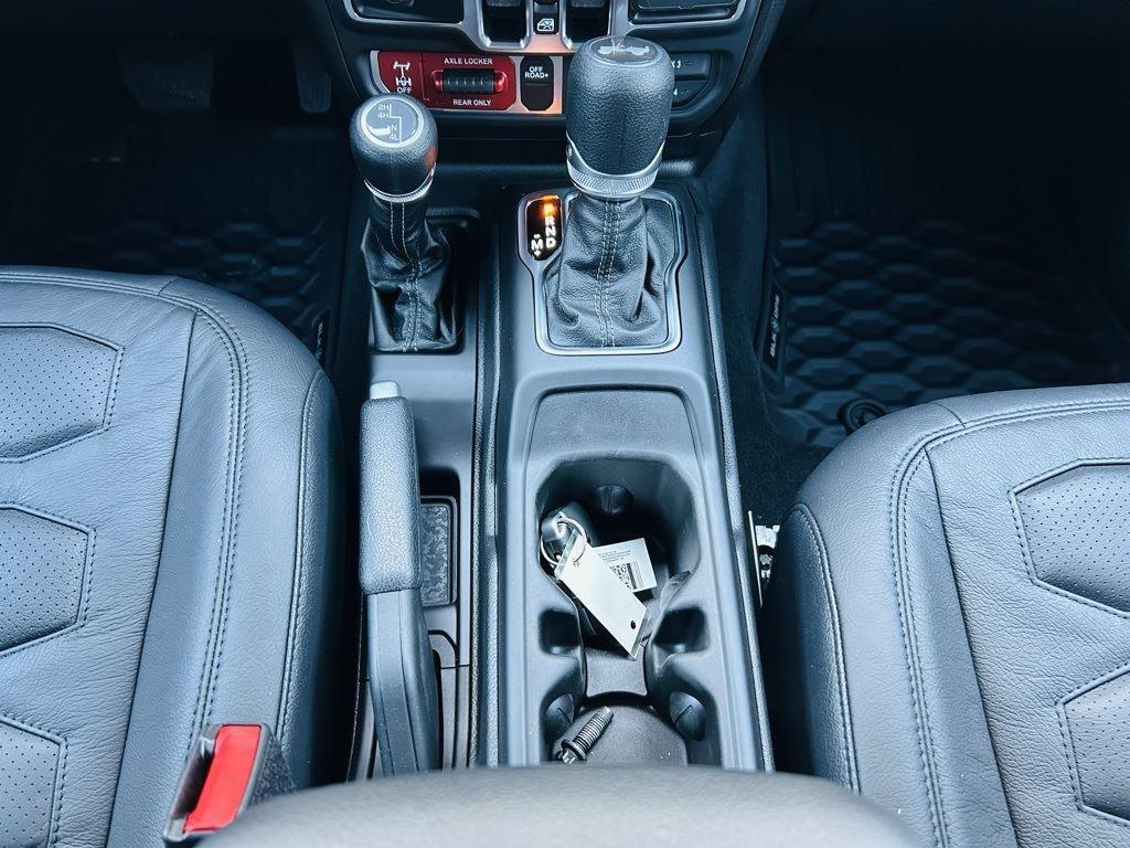 2025 Jeep Wrangler 4-Door Willys - Photo 32