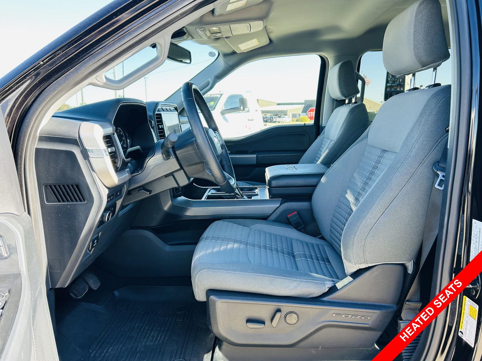 2023 Ford F-150 XLT photo 3