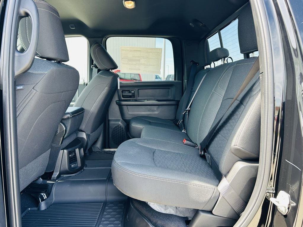 2025 RAM 2500 Tradesman - Photo 25