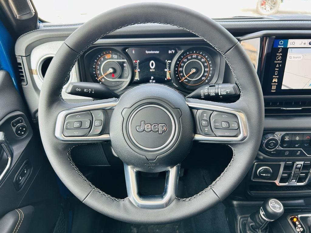 2025 Jeep Wrangler 4-Door Sahara - Photo 15