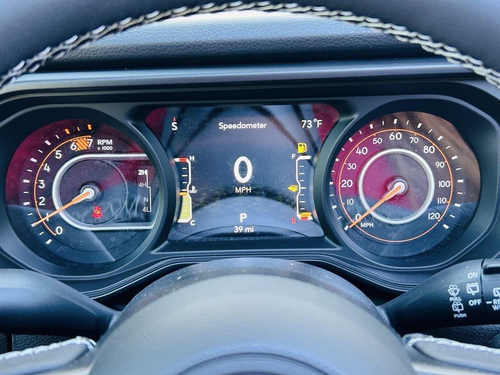 2025 Jeep Wrangler 4-Door Willys - Photo 28