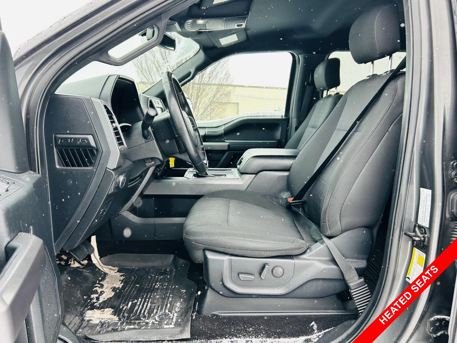 2020 Ford F-150 XLT photo 3