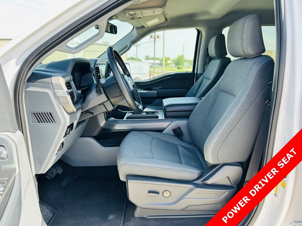 2024 Ford F-150 XLT photo 3