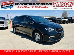 2026 Chrysler Pacifica Select Van Passenger Van