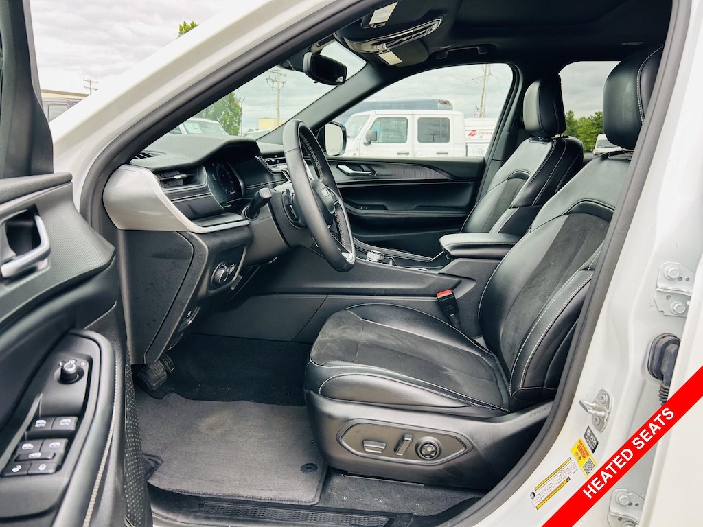Certified 2024 Jeep Grand Cherokee L Altitude SUV