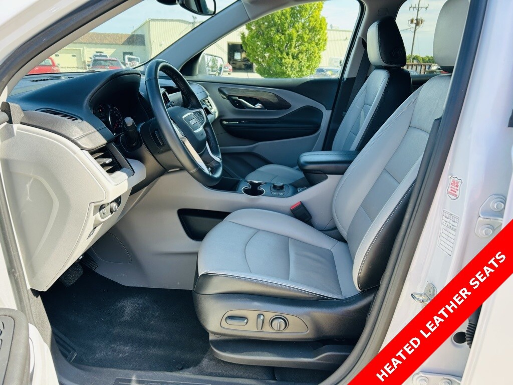 2023 Gmc Terrain SLT photo 2