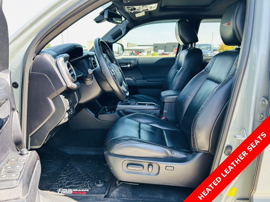2021 Toyota Tacoma TRD Pro photo 3