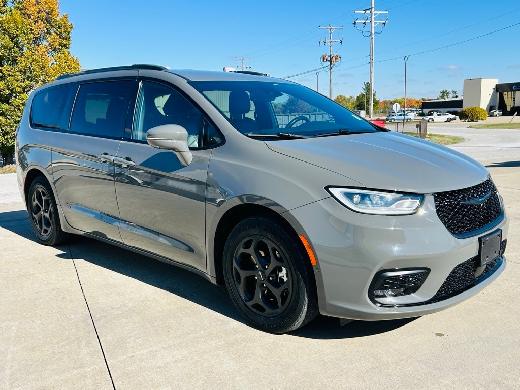 Certified 2021 Chrysler Pacifica Hybrid Touring L Minivan/Van