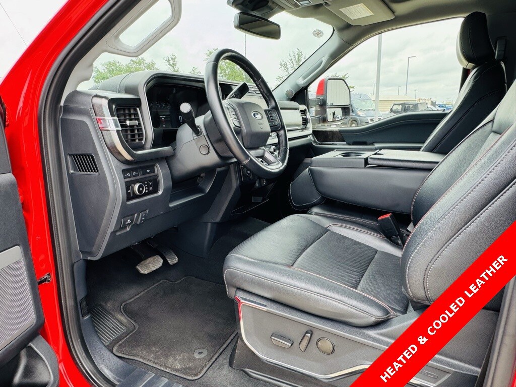 2023 Ford F-250 photo 3