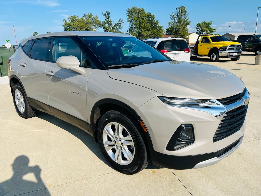 Used 2021 Chevrolet Blazer 2LT with VIN 3GNKBCR46MS565904 for sale in Mattoon, IL