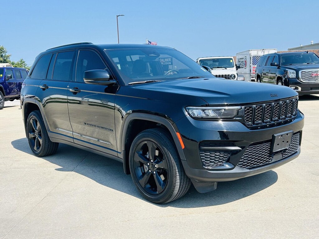 Certified 2023 Jeep Grand Cherokee Altitude SUV
