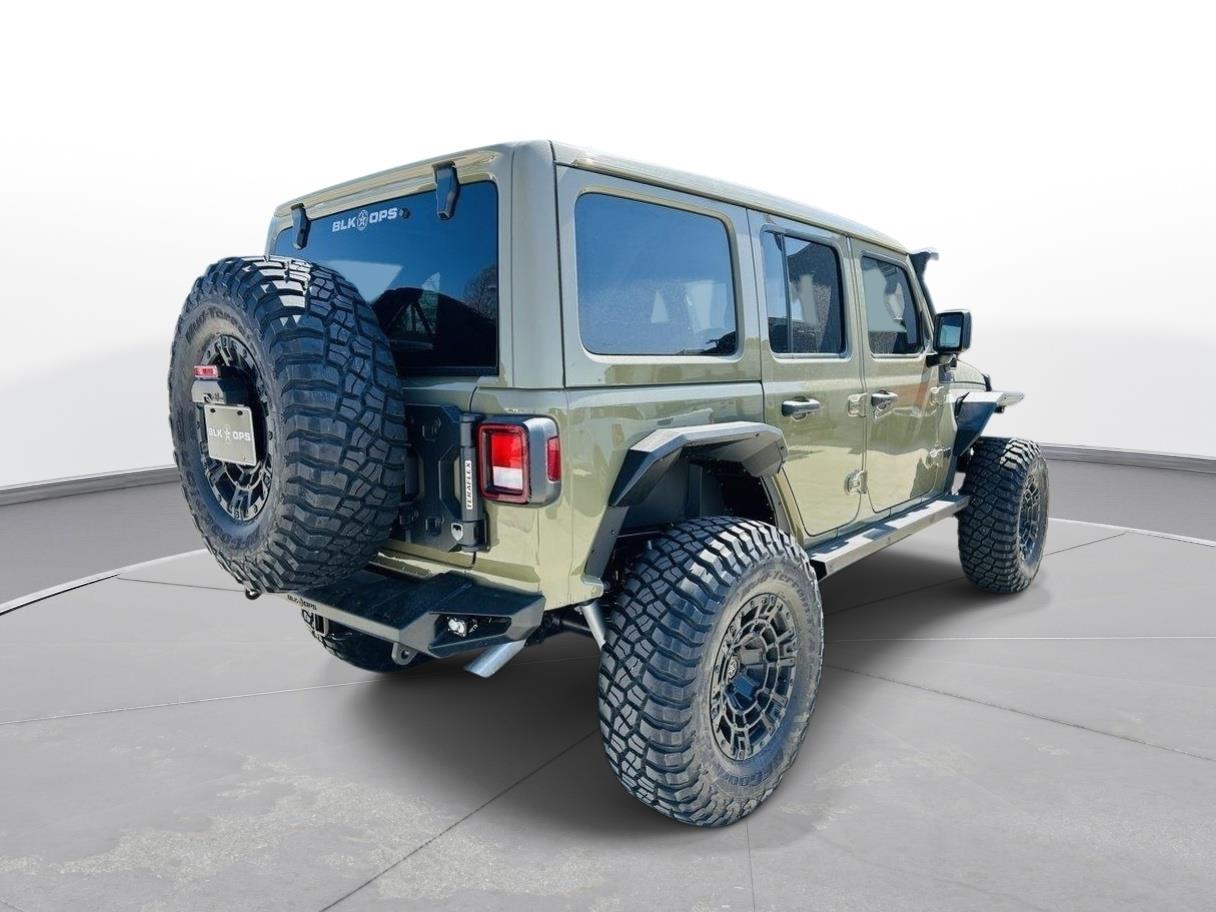 2025 Jeep Wrangler 4-Door Willys - Photo 47
