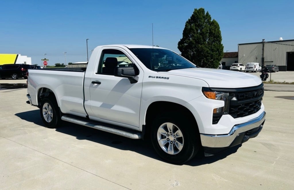 Used 2023 Chevrolet Silverado 1500 Work Truck with VIN 3GCNAAED9PG319939 for sale in Mattoon, IL