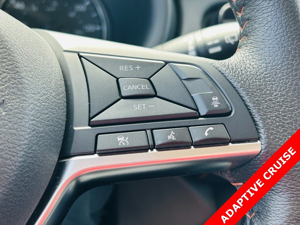 2024 Nissan Kicks SR photo 4