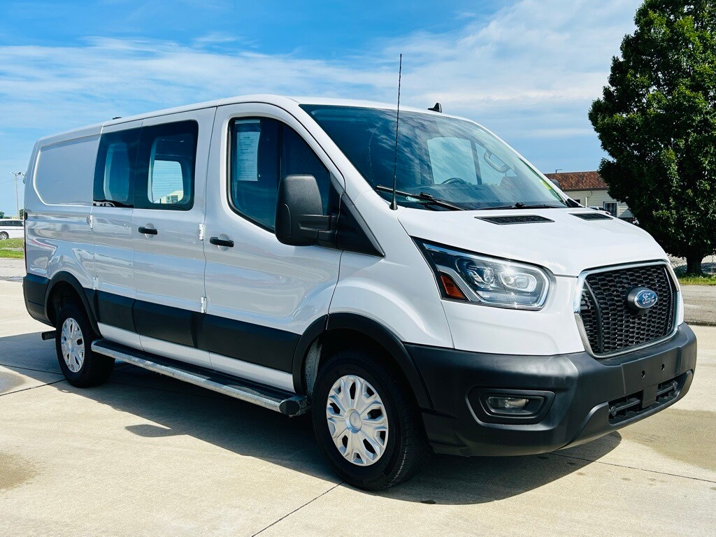 2023 Ford Transit photo 2