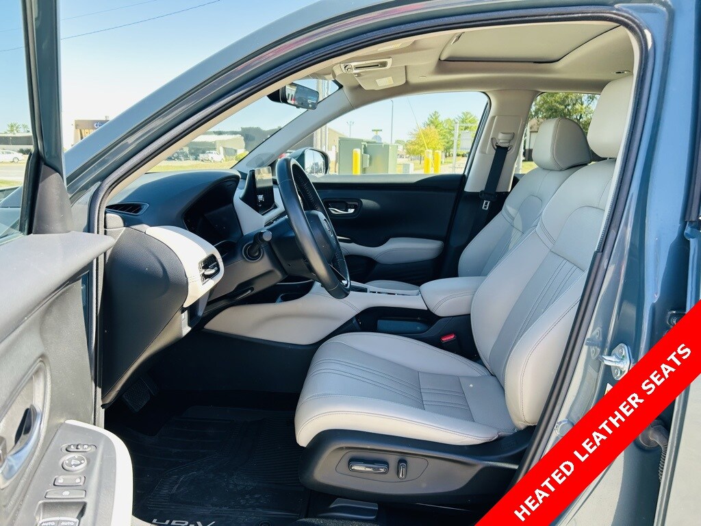 2024 Honda HR-V EX-L photo 2