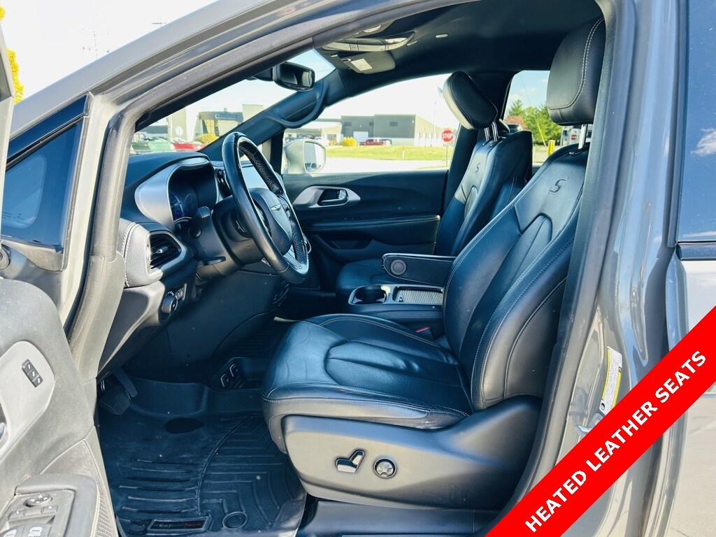 Certified 2021 Chrysler Pacifica Hybrid Touring L Minivan/Van