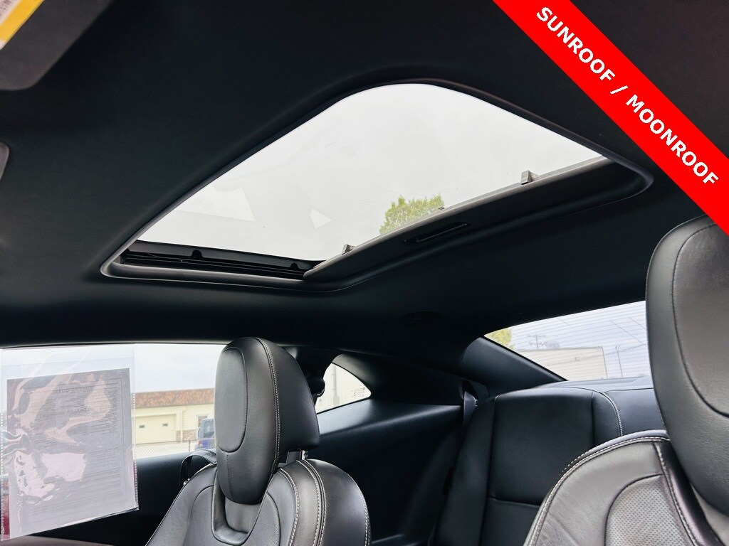 2014 Chevrolet Camaro 2LT photo 4