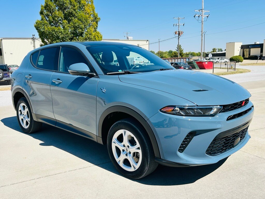 2023 Dodge Hornet GT Plus photo 2