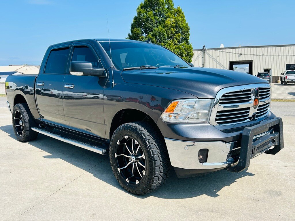 2017 Ram 1500 Big Horn photo 2