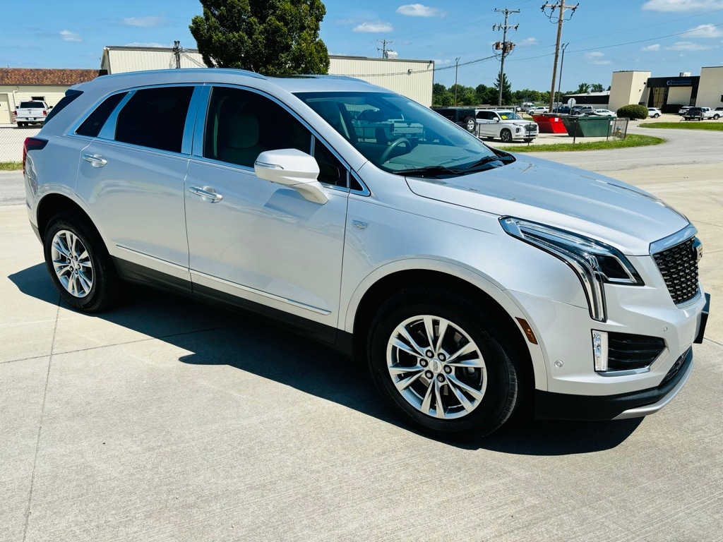 Used 2020 Cadillac XT5 Premium Luxury with VIN 1GYKNCRS7LZ196111 for sale in Mattoon, IL