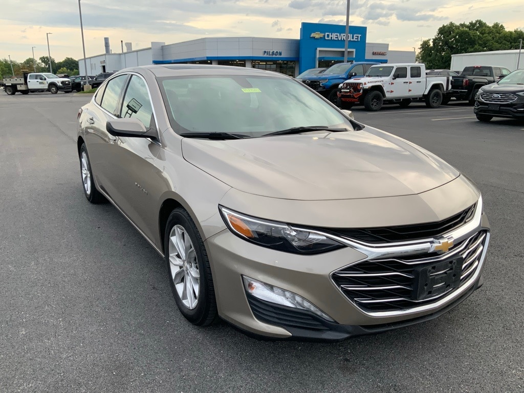 Used 2022 Chevrolet Malibu 1LT with VIN 1G1ZD5ST7NF126868 for sale in Clinton, IN
