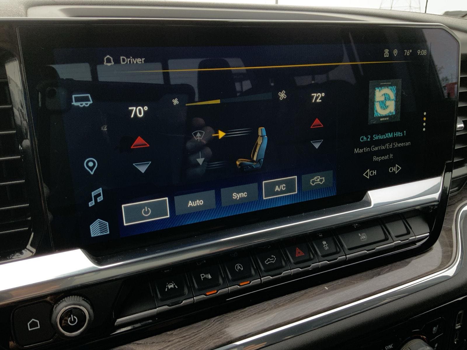 2024 Chevrolet Silverado 1500 LTZ - Photo 40
