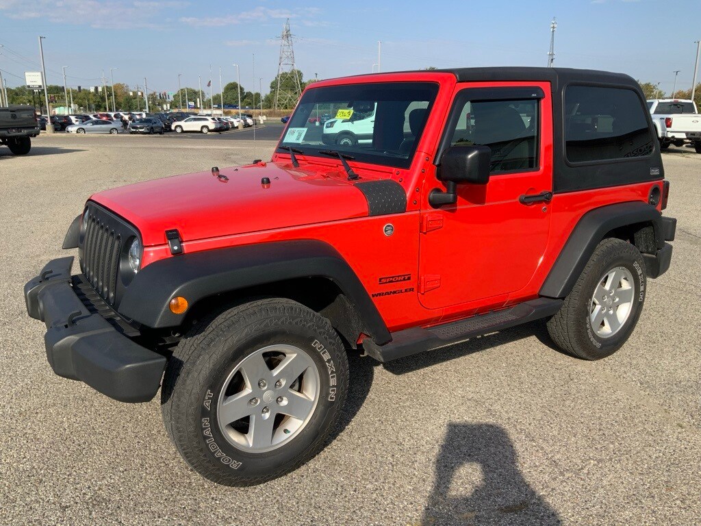 2017 Jeep Wrangler Sport photo 4