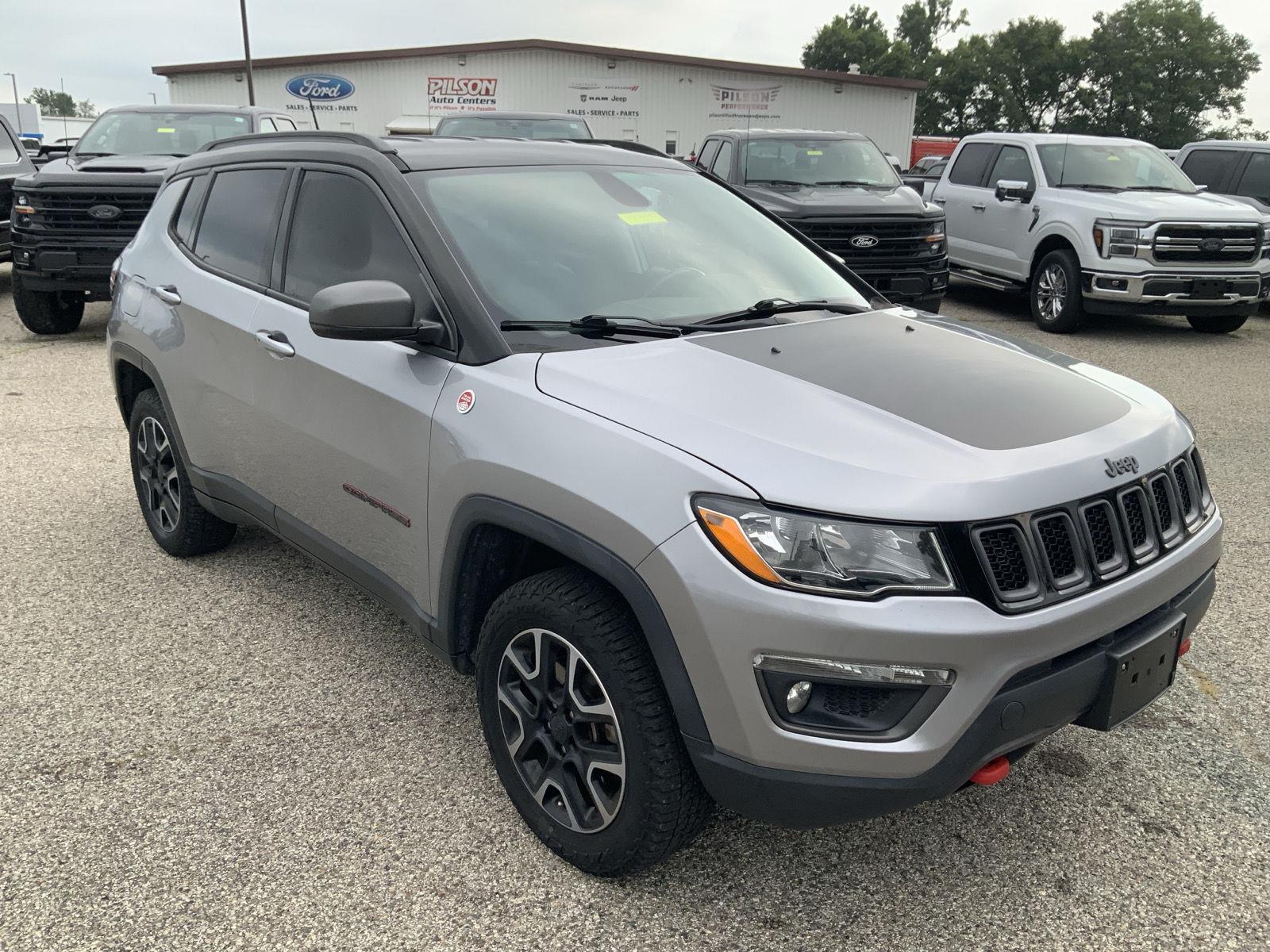 Used 2019 Jeep Compass Trailhawk with VIN 3C4NJDDB8KT671170 for sale in Mattoon, IL