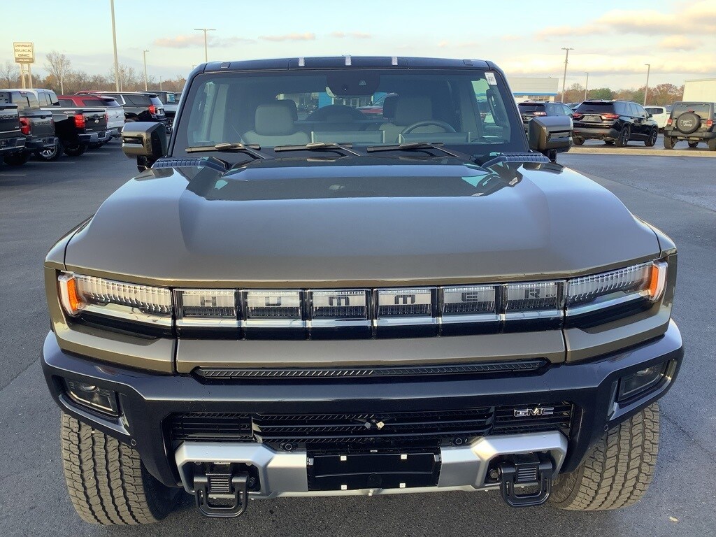 2025 Gmc Hummer EV photo 3
