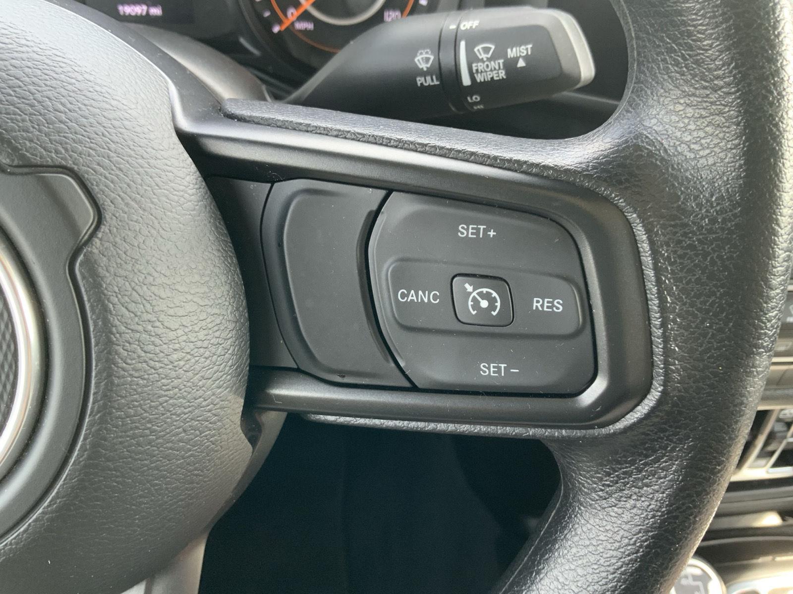 2025 Jeep Gladiator Nighthawk - Photo 23