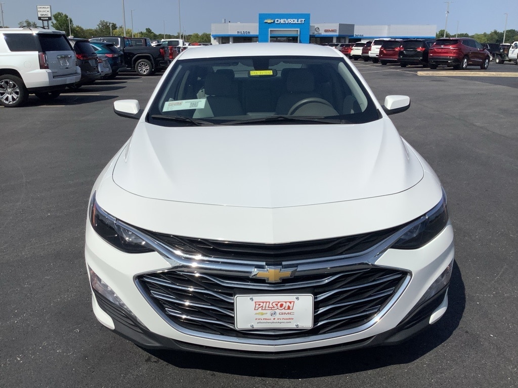 Used 2022 Chevrolet Malibu 1LT with VIN 1G1ZD5ST2NF147207 for sale in Clinton, IN