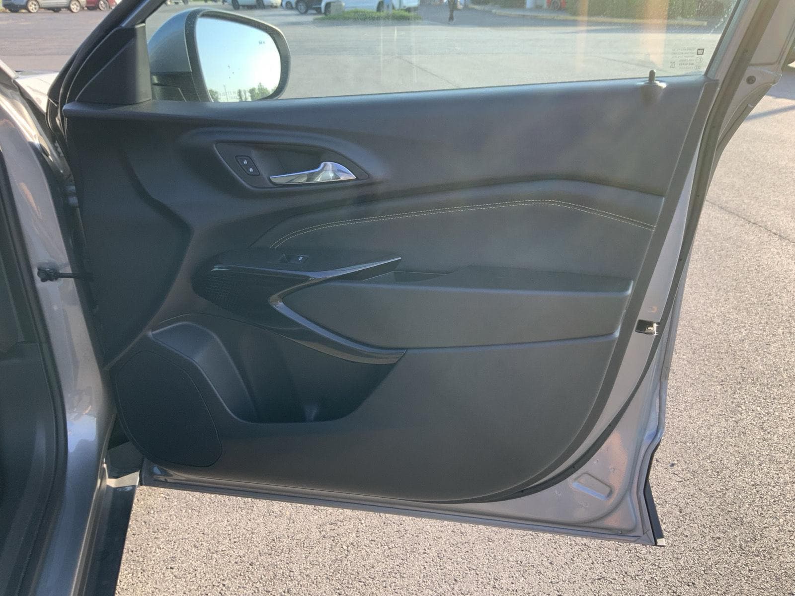 2025 Chevrolet Trax LT - Photo 52