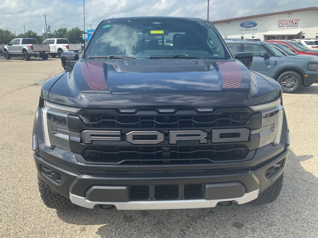 2024 Ford F-150 Raptor photo 3
