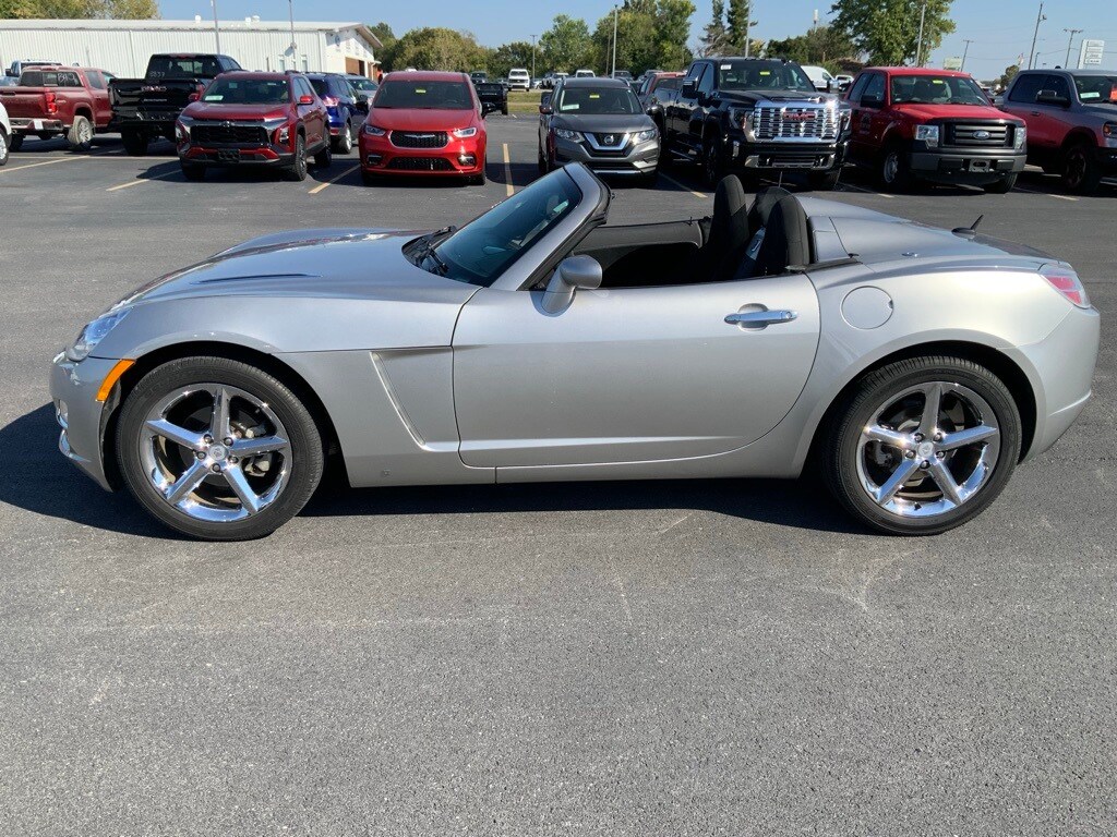 2007 Saturn Sky Base Convertible photo 3