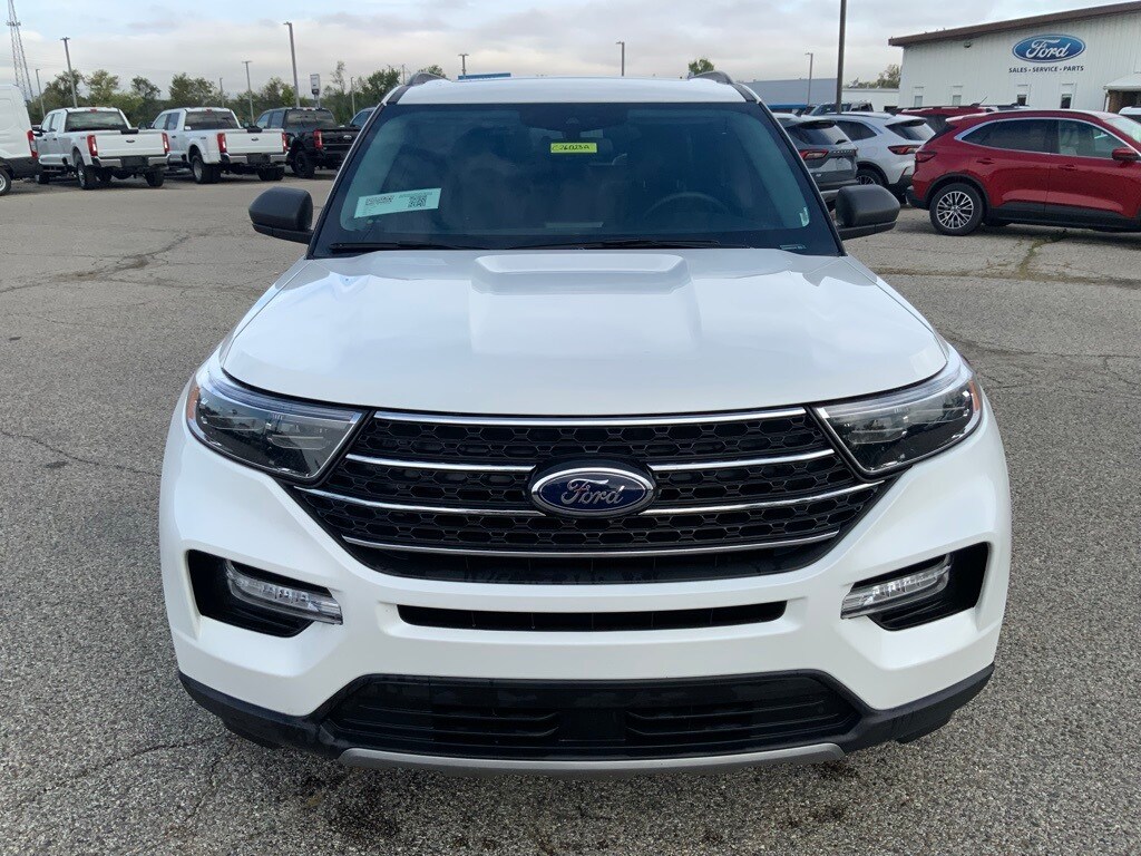 2022 Ford Explorer XLT photo 3