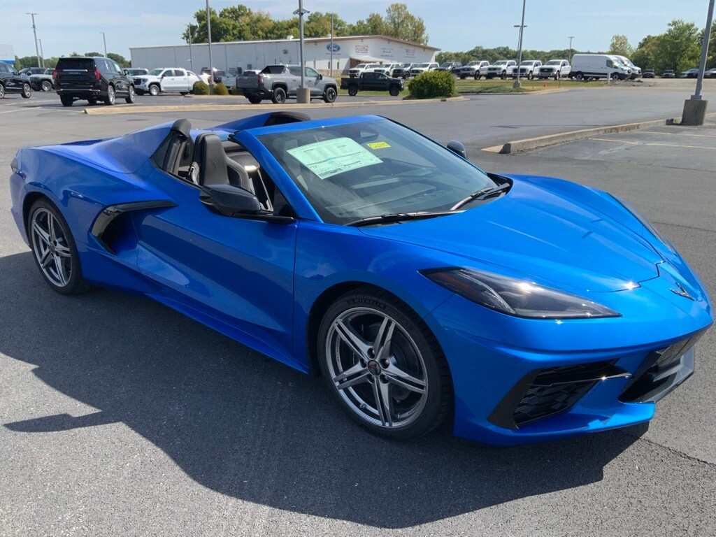 2026 Chevrolet Corvette Stingray 1LT photo 2